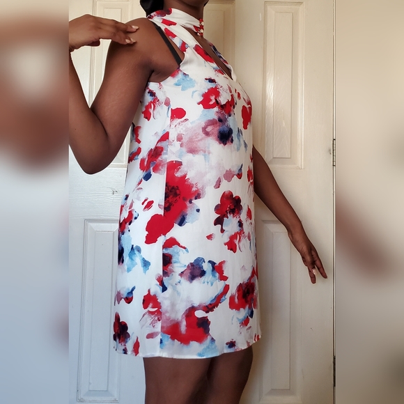Fashion Nova Floral Pattern Mini Dress with Collar - Picture 5 of 6
